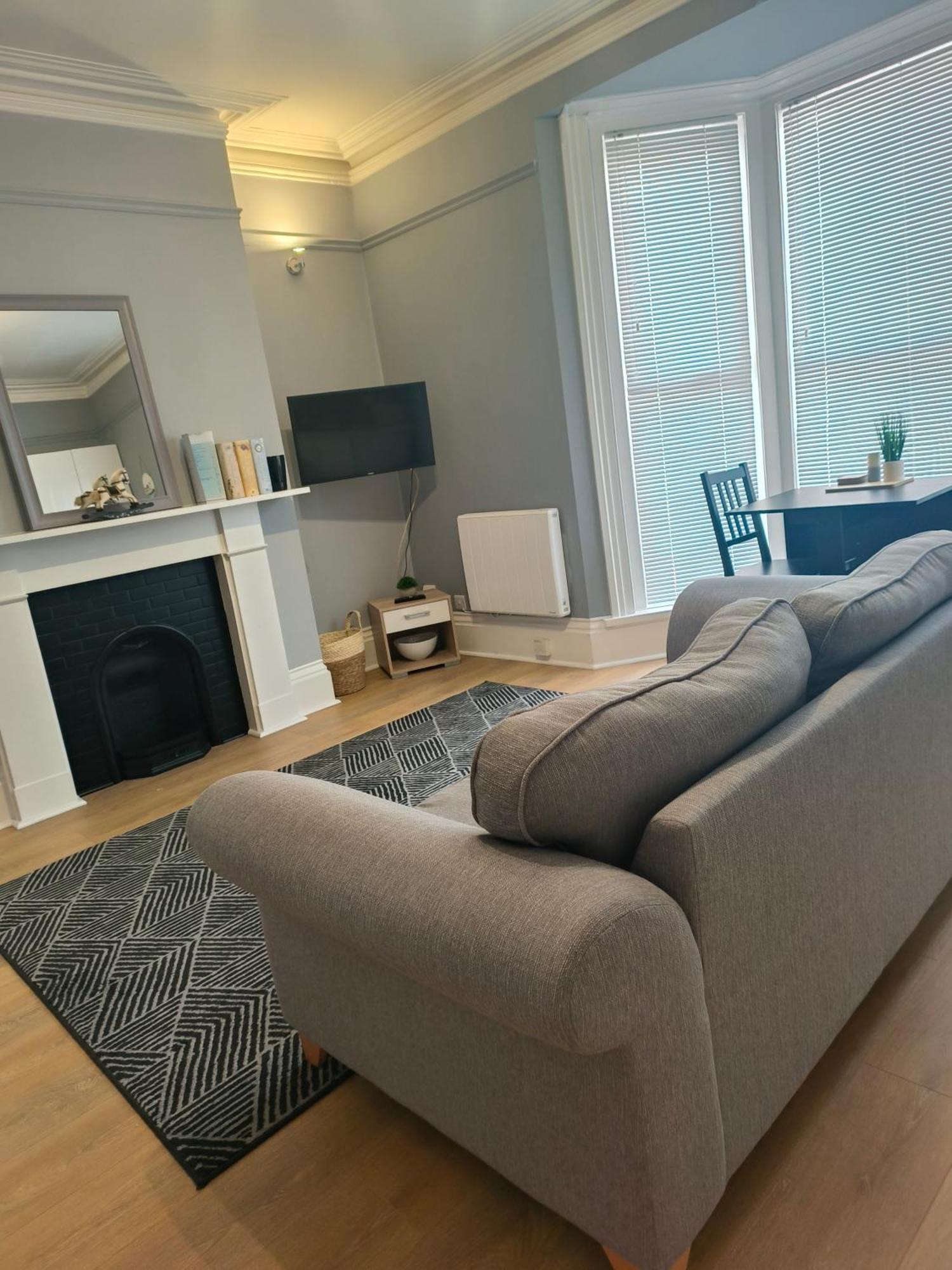 Southsea Historic Gem - Elegant Apartments Portsmouth Zimmer foto